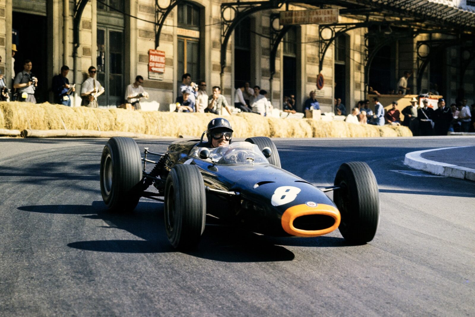 Graham Hill, BRM P261.