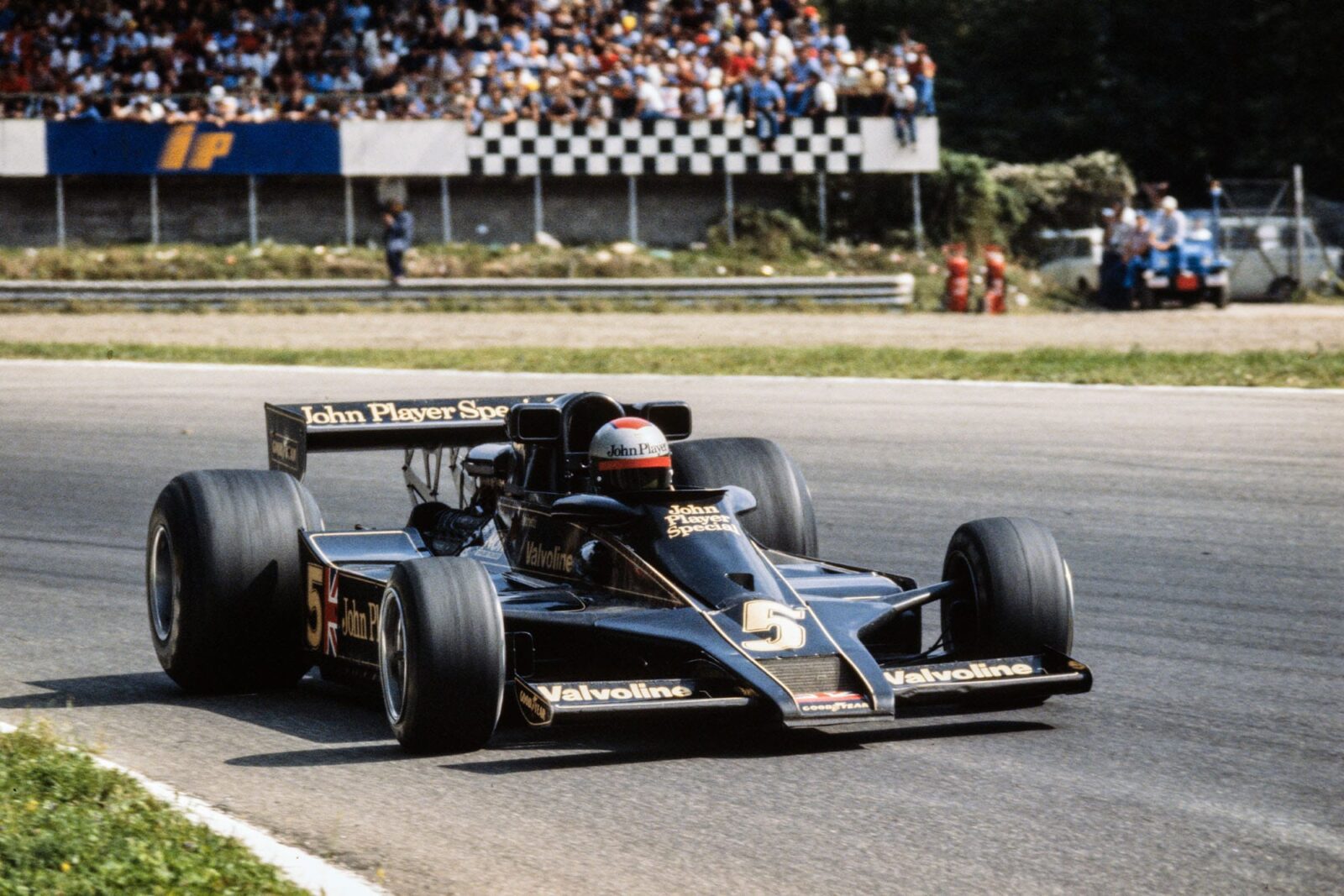 Mario Andretti (Lotus) driving at the 1977 Italian Grand Prix, Monza.