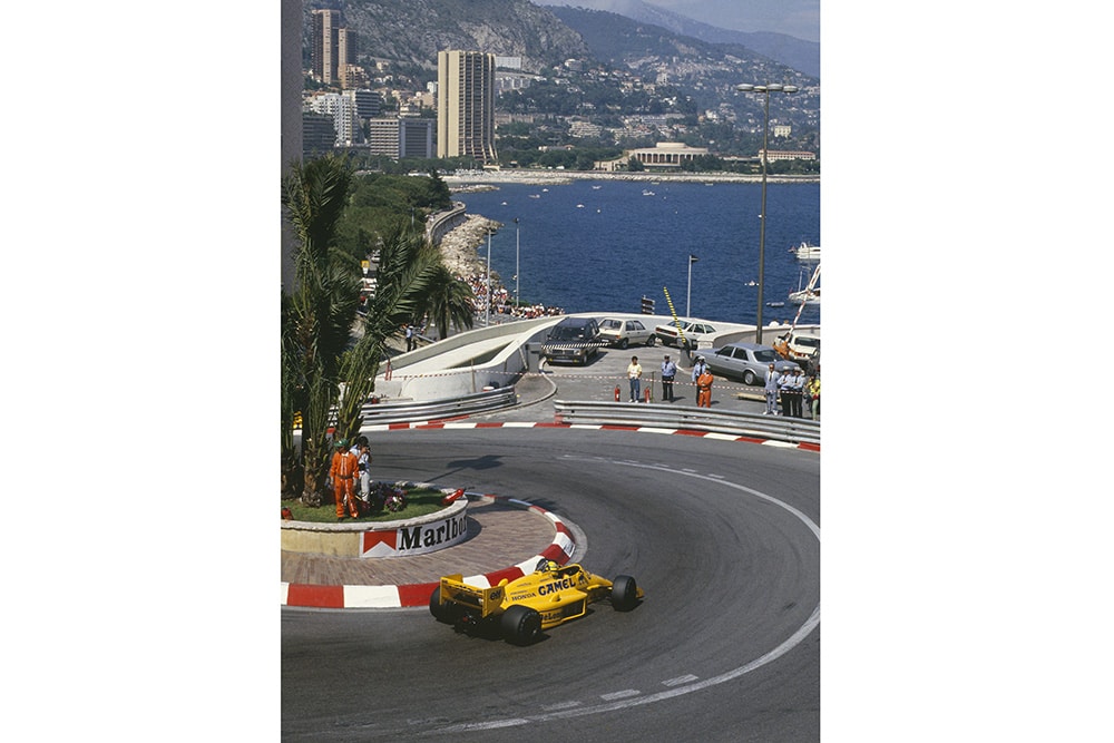 Ayrton Senna driving Lotus 99T Honda to 1st position.