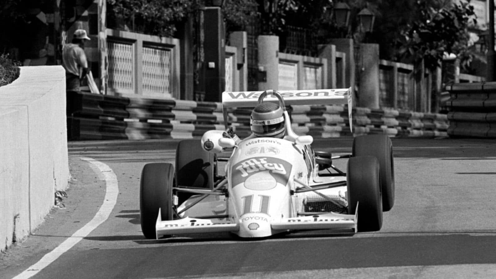 Race winner Martin Donnelly (GBR) Ralt RT31 TOM's Toyota. International Formula Three, Macau Grand Prix, Hong Kong, 29 November 1987