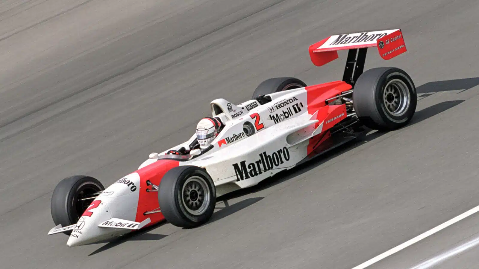 Gil de Ferran at California Speedway in 2000