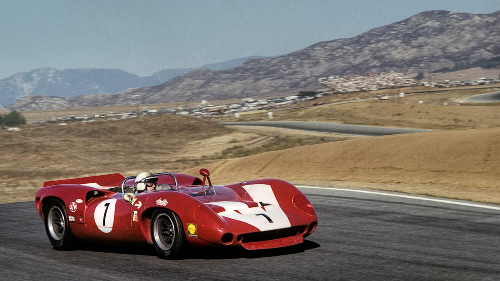 John Surtees, Lola-Chevrolet T70 Mk.2, Los Angeles Times Grand Prix - Can-Am, Riverside, 30 October 1966. (Photo by Bernard Cahier:Getty Images)