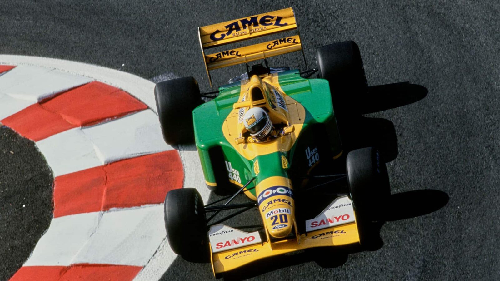 Martin Brundle 1992 Benetton x