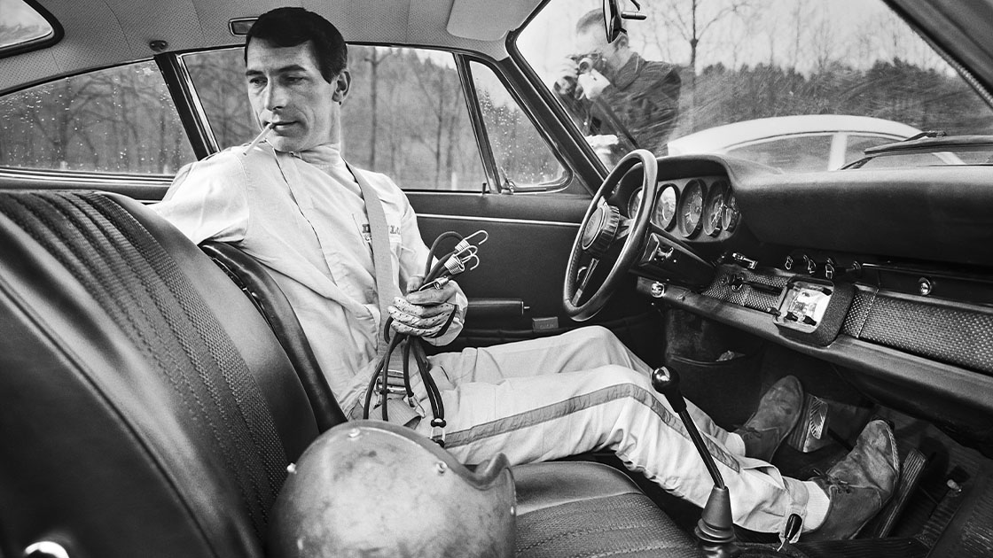 Vic Elford (GBR), Porsche 911 S, portrait during 1967 Lyon Charbonnieres rallye - Photo DPPI