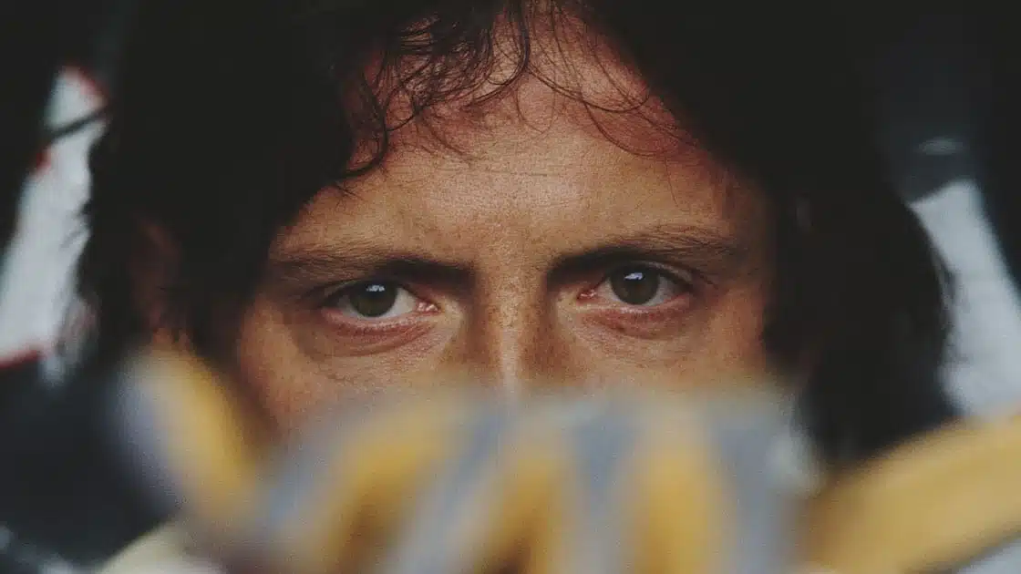 Stefano-Modena-in-his-Tyrell-F1-car-in-1990