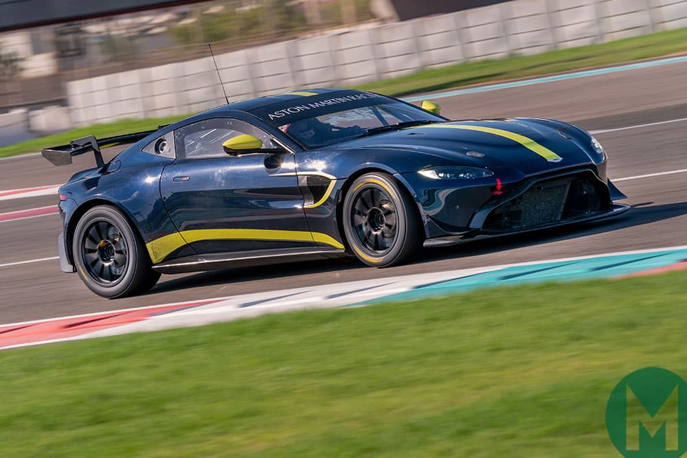 Vantage GT4