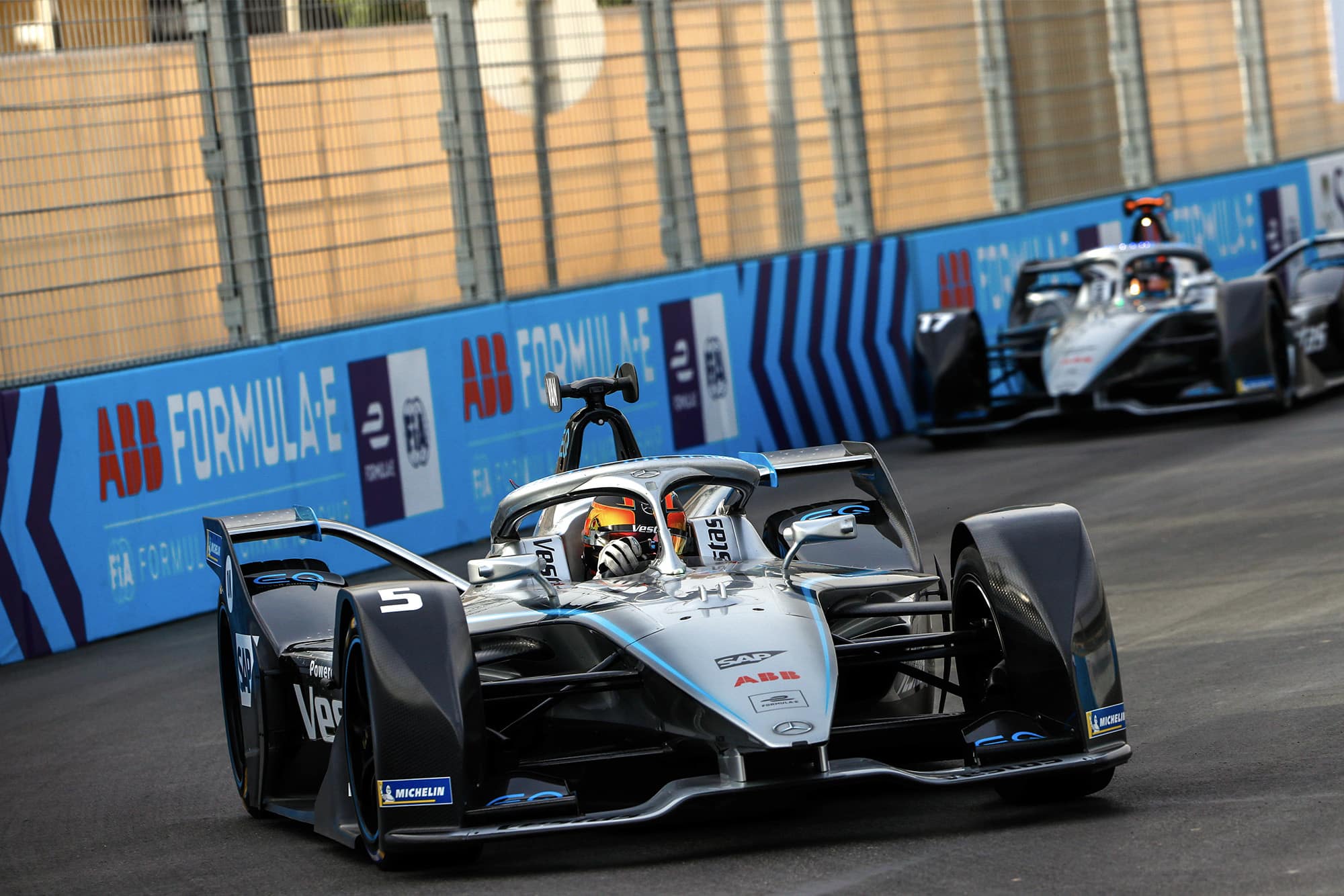 Stoffel Vandoorne and Nyck de Vries during the 2019 Saudi E-Prix