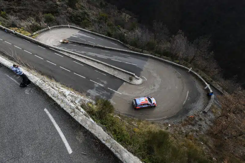 Thierry Neuville heading down a mountain on his way to victory in the 2020 Monte Carlo Rally