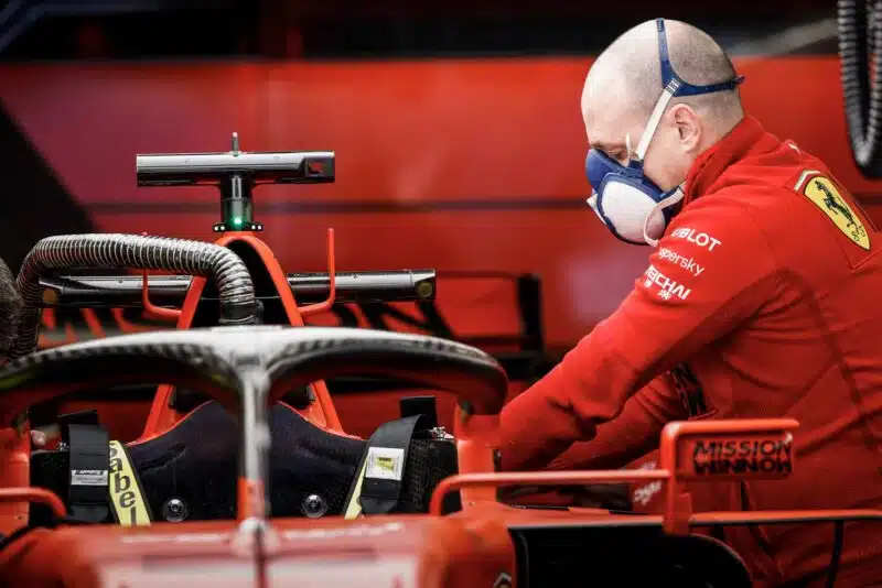 Ferrariengine2