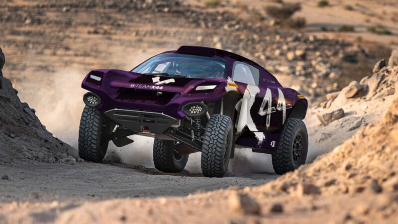 Lewis Hamilton, Extreme E, X44