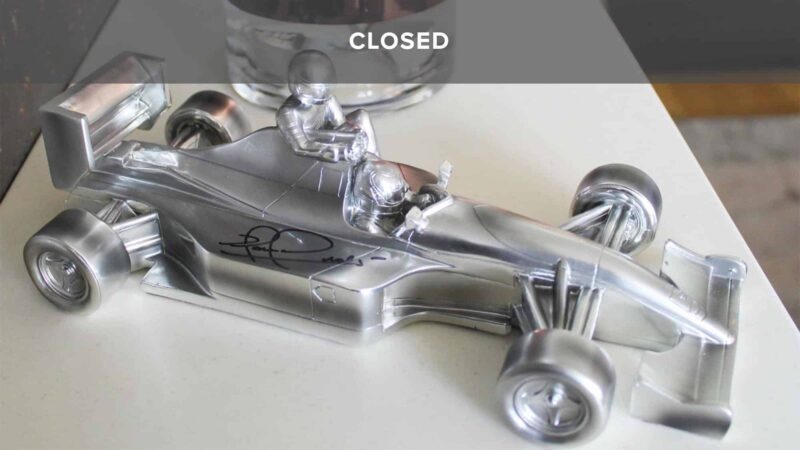 Taxi for Senna closed