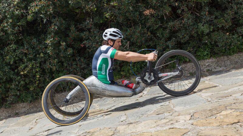 Alex Zanardi on a handcycle in 2020