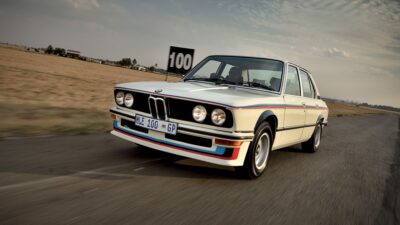 BMW 530 MLE front on track