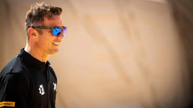 Loeb lead