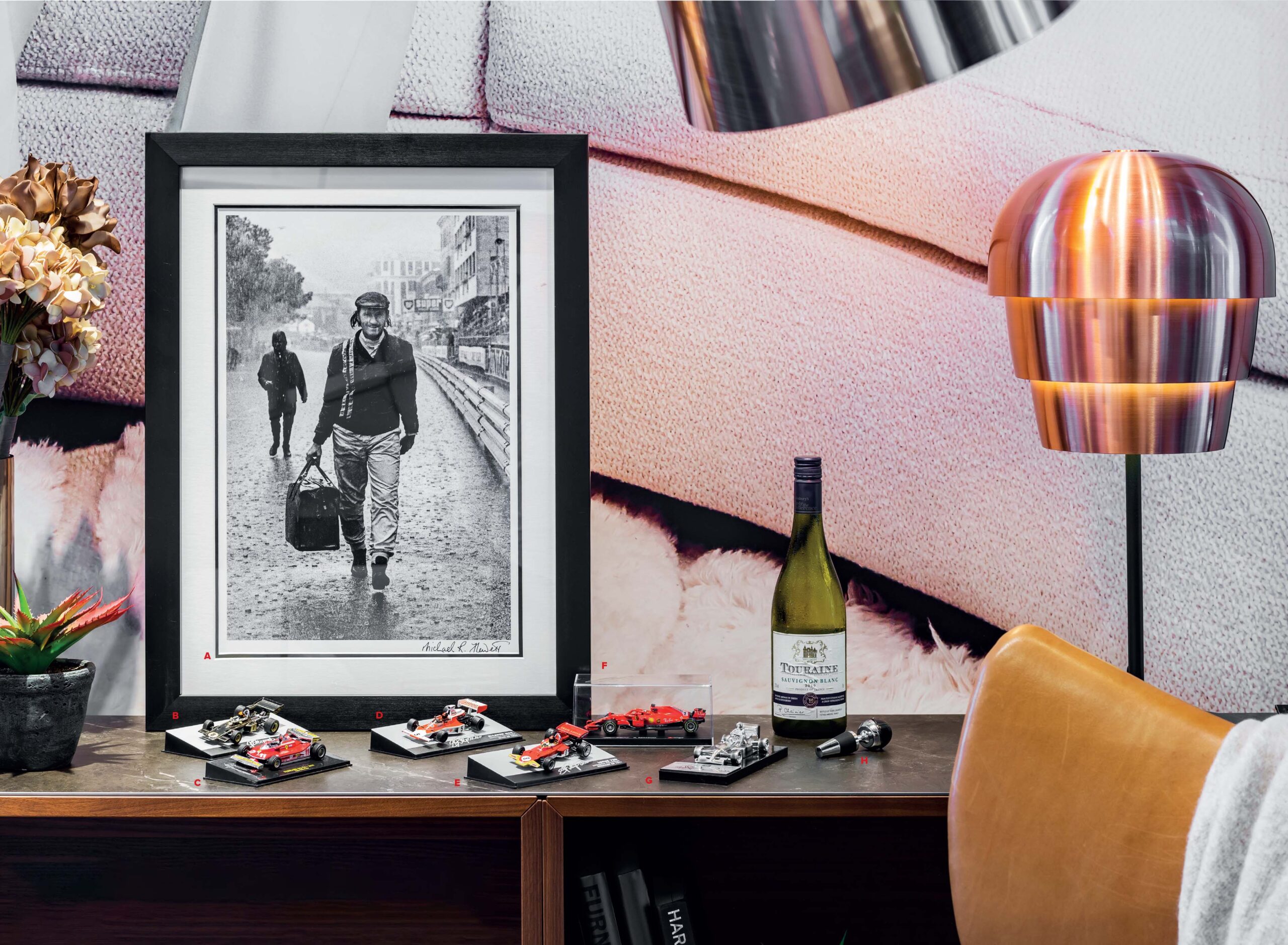 Cars and picture annotated