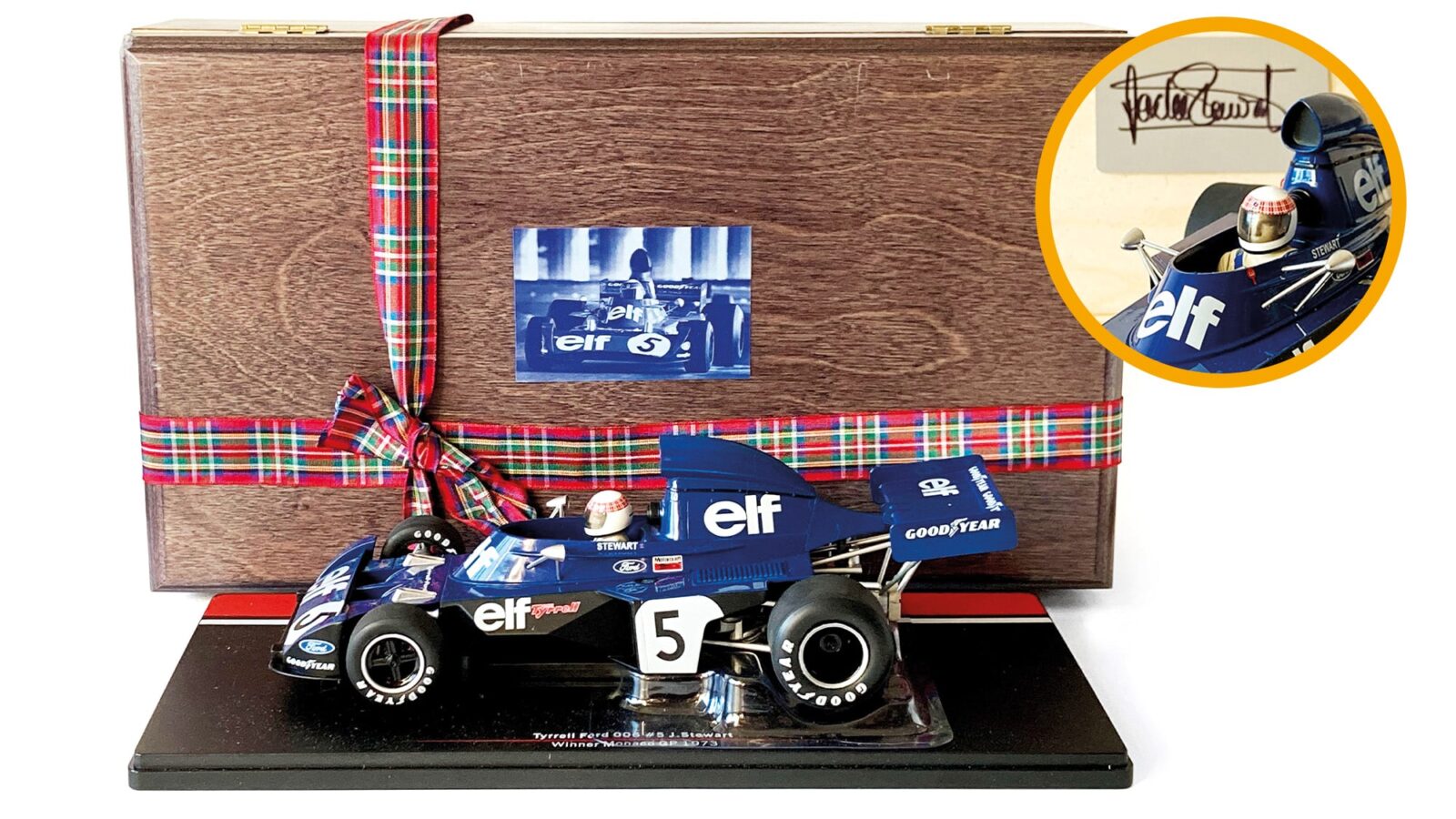 Jackie Stewart Tyrrell 006 signed model
