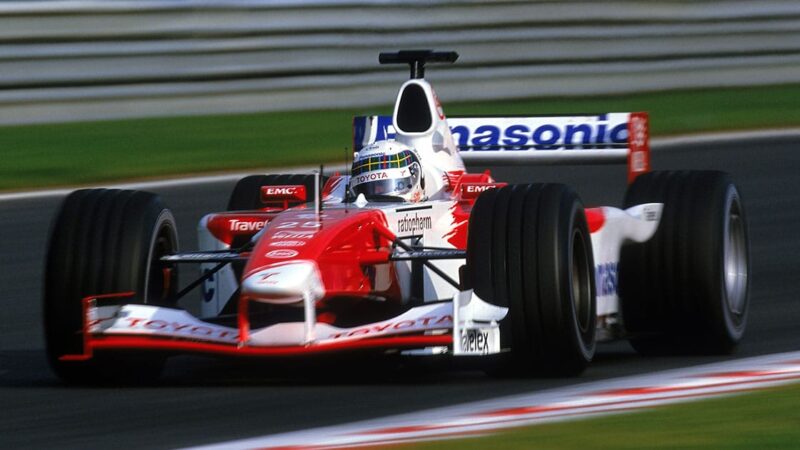 SPA - SEPTEMBER 01: Allan McNish of the Toyota Formula One Racing Team in action during the Belgian Grand Prix at the Spa racing circuit in Francorchamps, Belgium on September 01, 2002. (Photo By Mark Thompson/Getty images)
