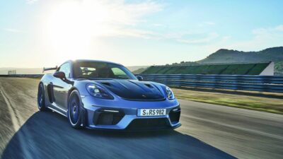 Porsche Cayman GT4 RS