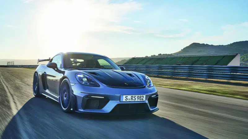Porsche Cayman GT4 RS