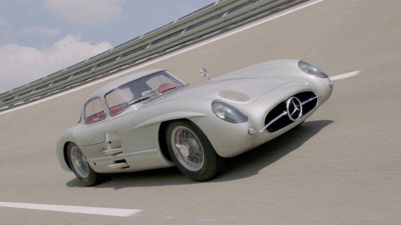 Mercedes 300 SLR Coupe on track front shot