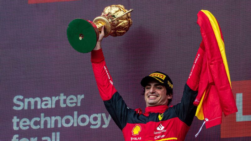 Carlos Sainz celebrates victory in the 2022 British Grand Prix
