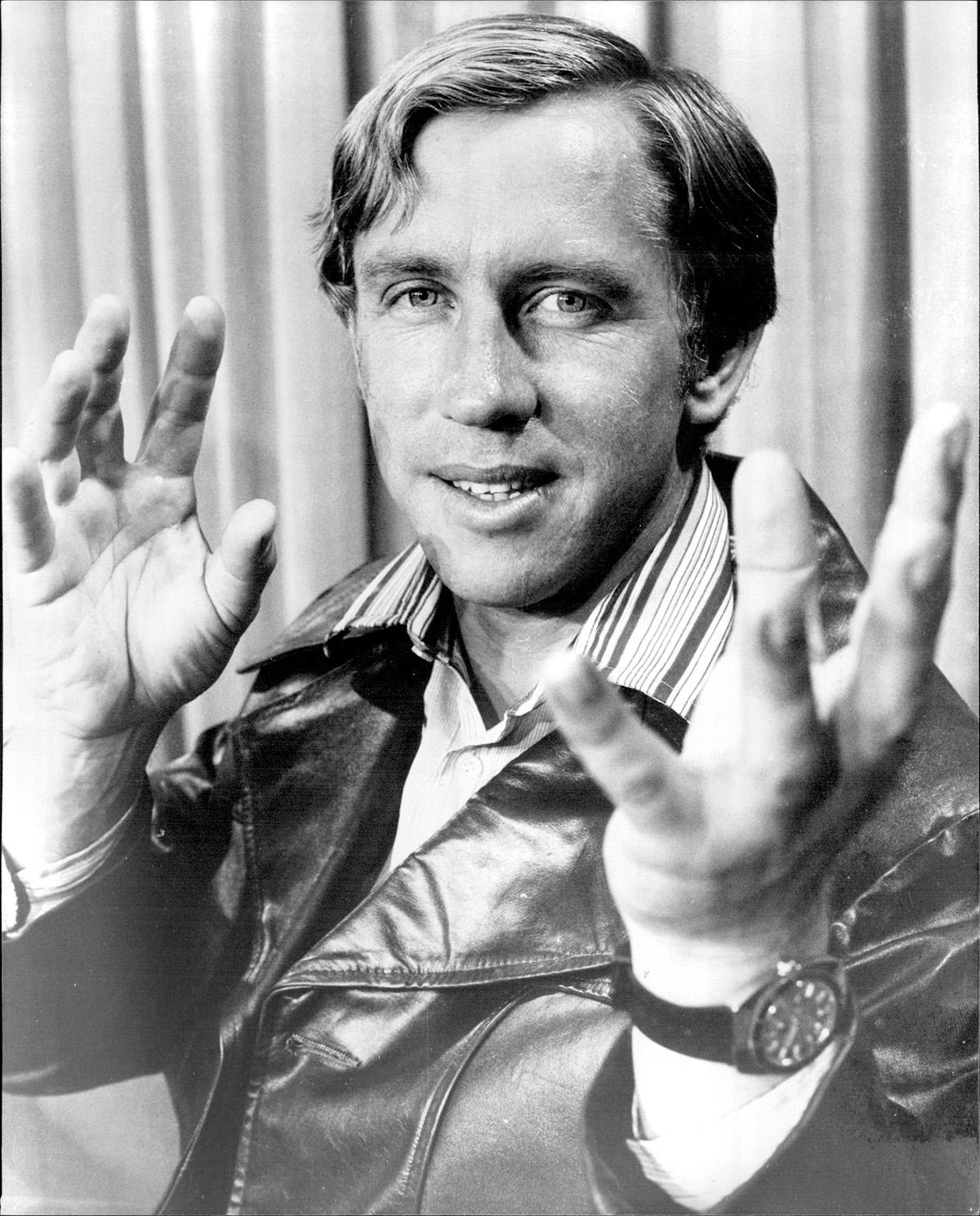 Aust racing driver Vern Schuppan arrived back today to prepare for the Hardie Ferodo 1000 touring car classic at athurst on Oct 2nd.He was placed 2nd in this years Le Mans 24 Hour motor race.