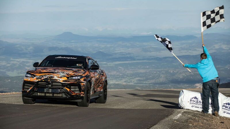 Lamborghini-Urus-Peformante-takes-2022-Pikes-Peak-SUV-record
