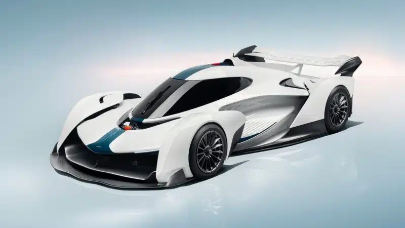 McLaren Solus GT front three quarter view
