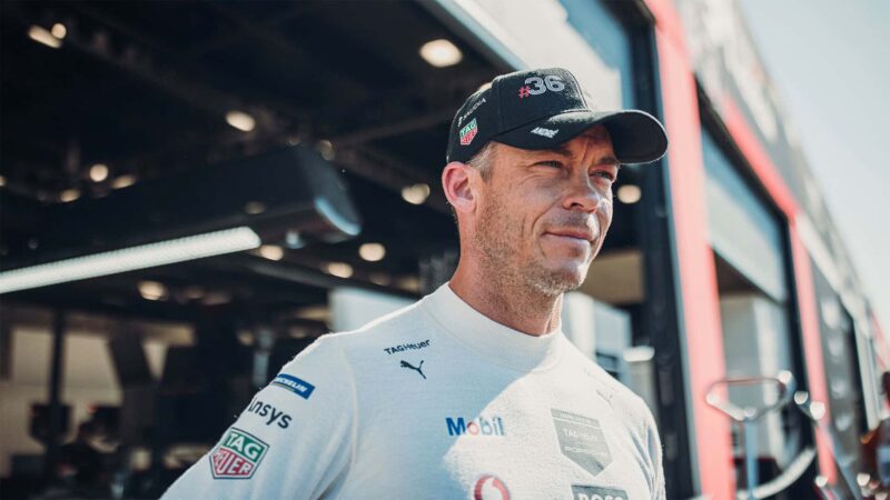 Porsche-Formula-E-driver-Andre-Lotterer-at-the-2022-London-E-Prix