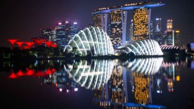 Marina-Bay-in-Singapore-at-night