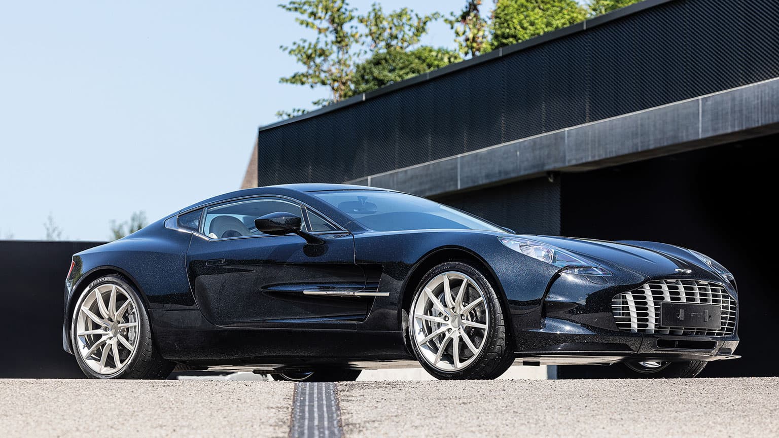 2011 Aston Martin One-77