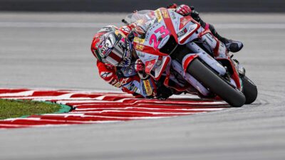 Enea Bastianini cornering at MotoGP Sepang round in 2022