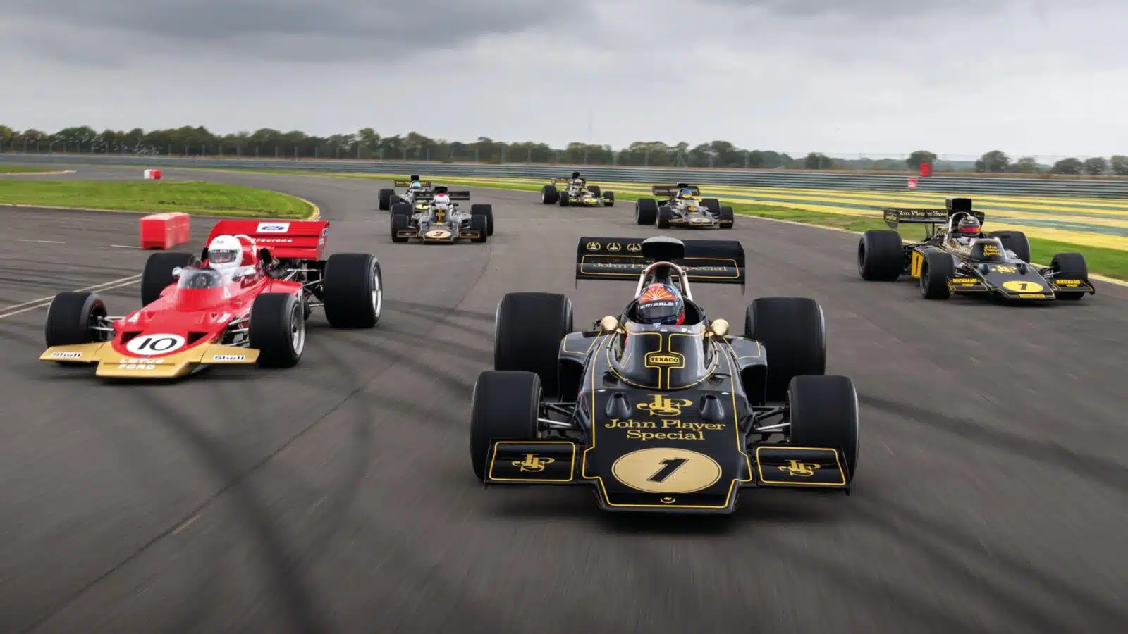 Lotus 72 parade led by Emerson Fittipaldi