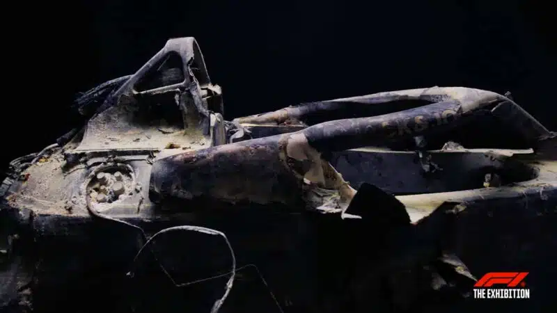 Romain Grosjean chassis f1 exhibition