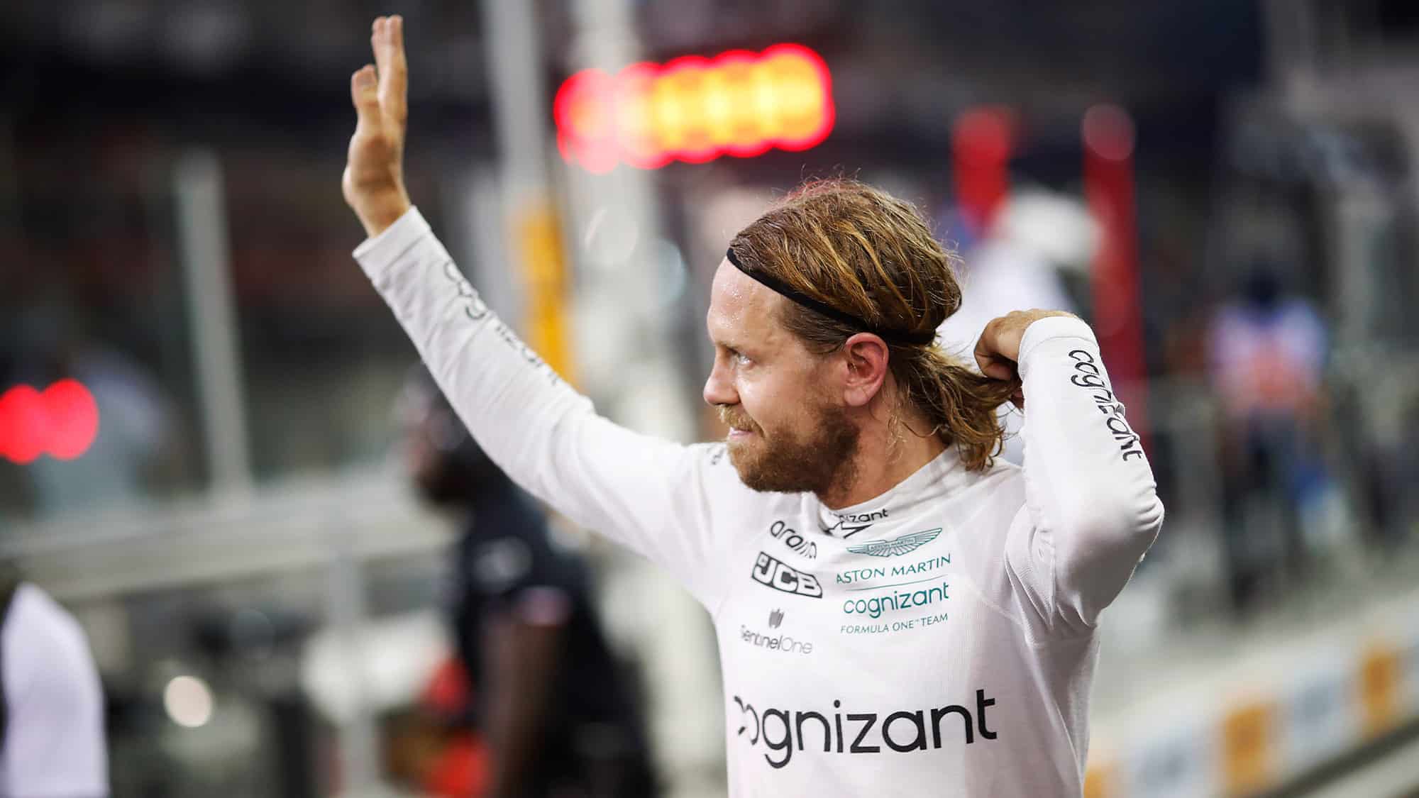 Sebastian Vettel waves to the Abu Dhabi crowd ahead of his last F1 grand prix in 2022