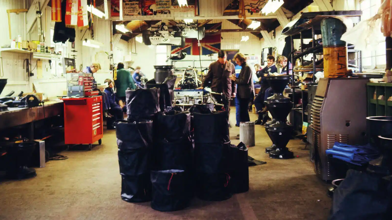 Tyrrell-F1-team-shed-in-1971-scaled.jpg