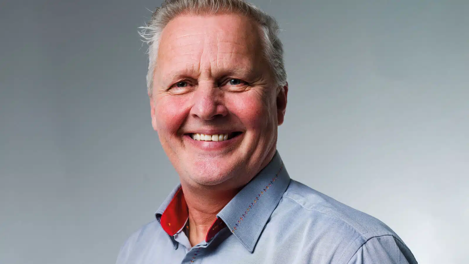 Johnny Herbrert Headshot