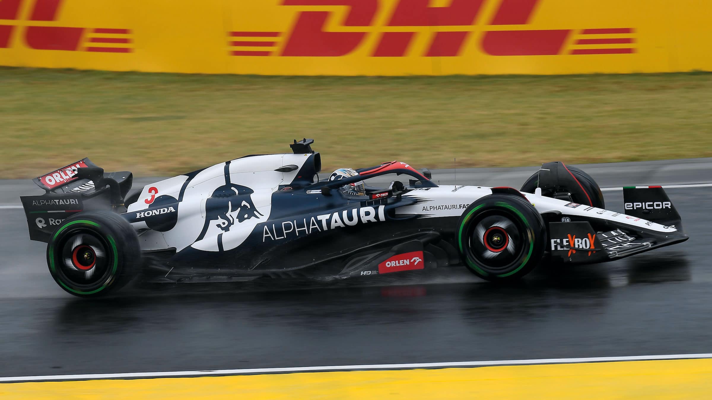 AlphaTauri in the wet