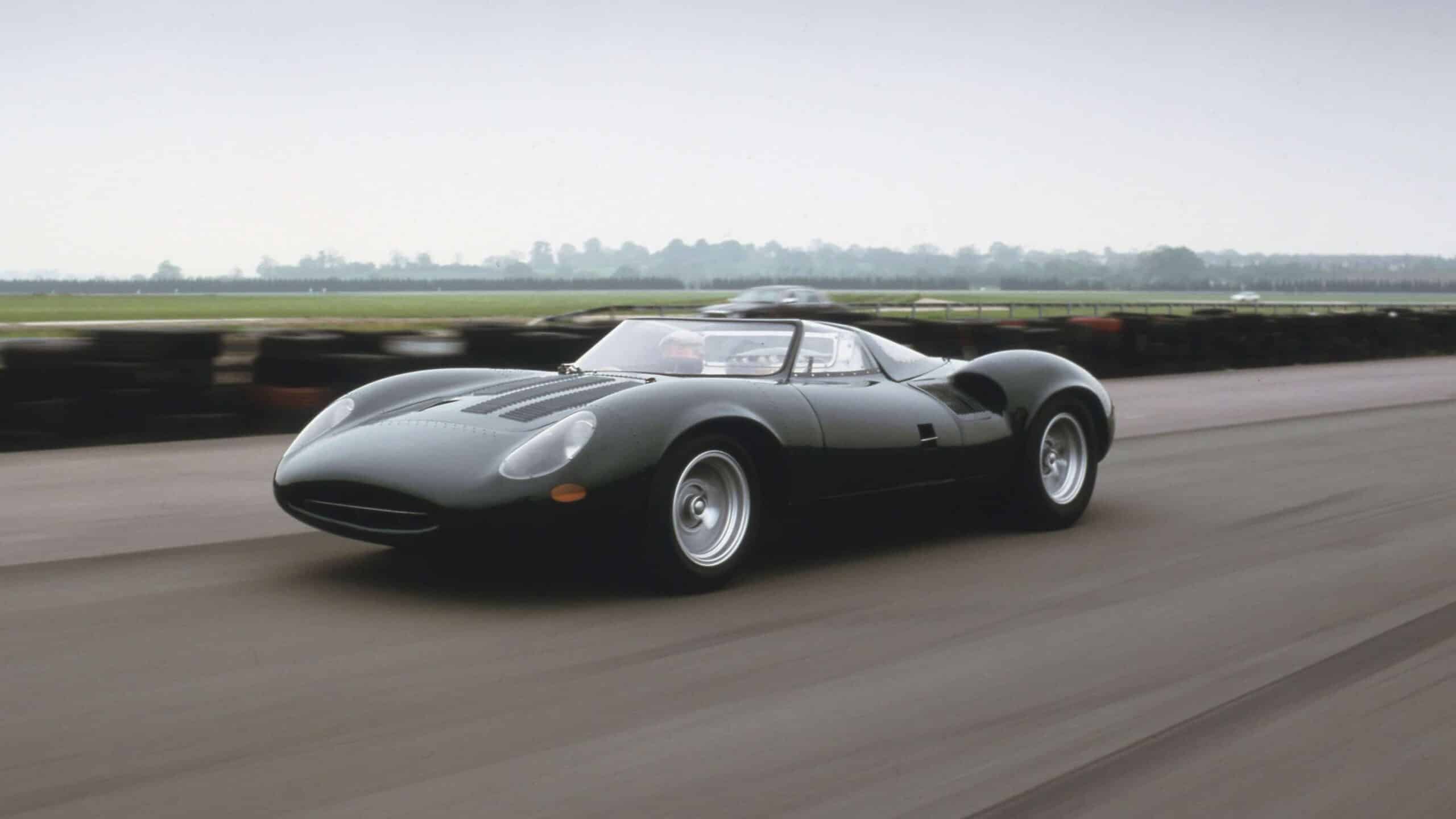 Jaguar XJ13 on track