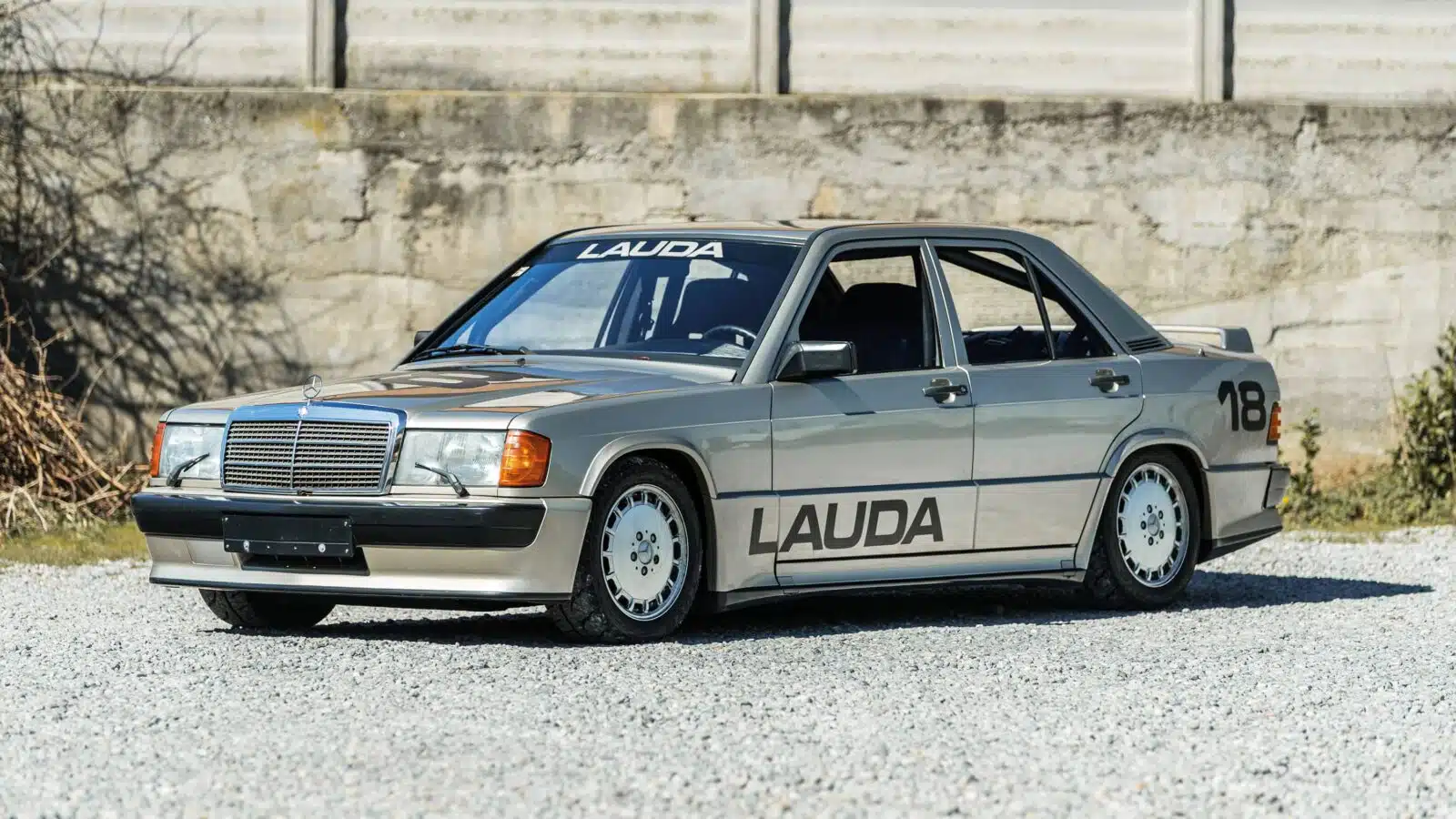 1984-Mercedes-Benz-190-E-2-3-16--Nurburgring-1354960_