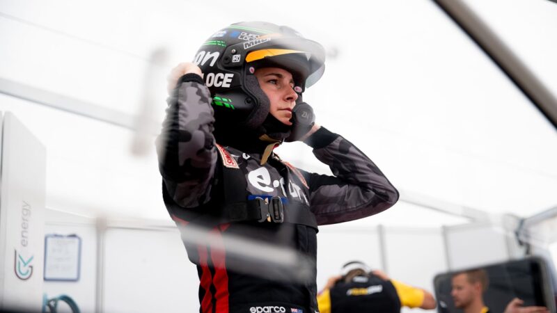 Molly Taylor in RX2e pit