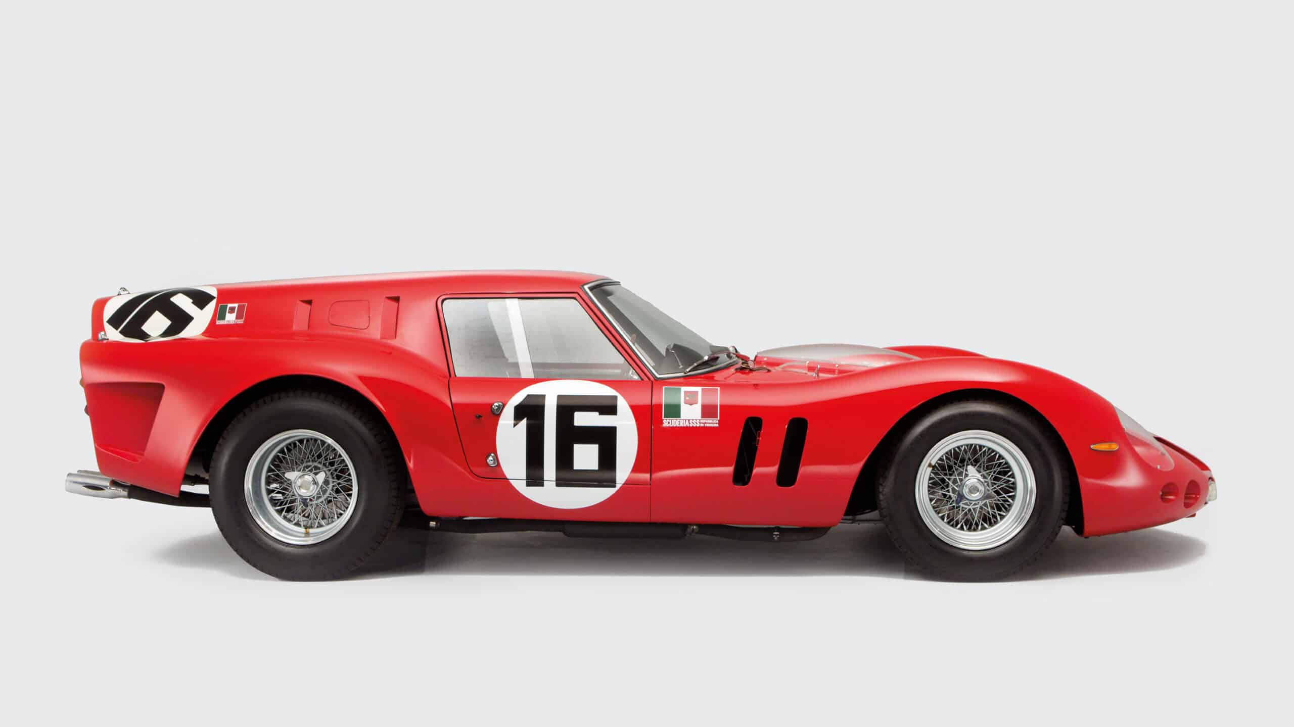 Star-Car-attending-the-Festival-Breadva