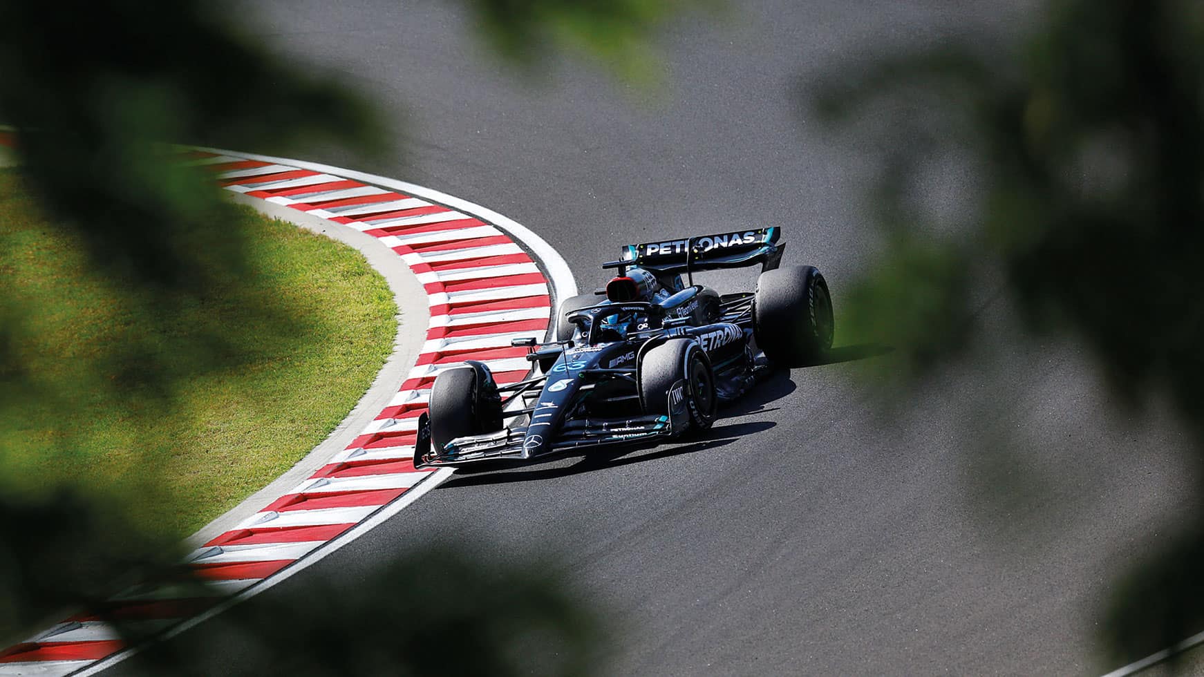 63 George Russell on track