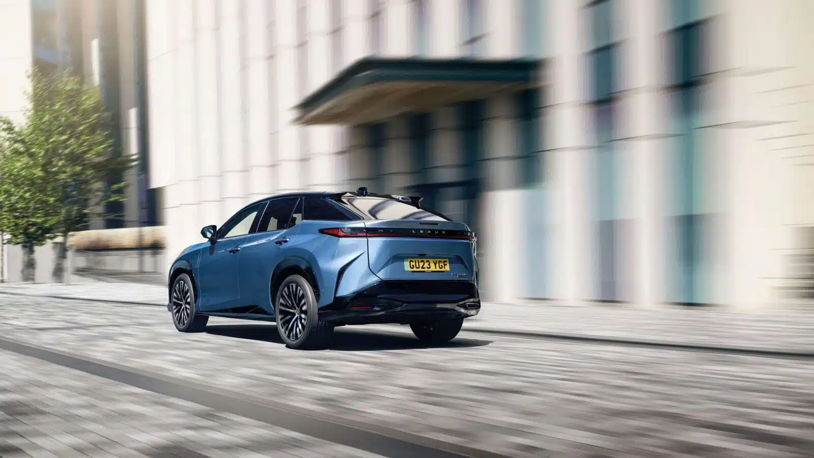 LEXUS RZ450e