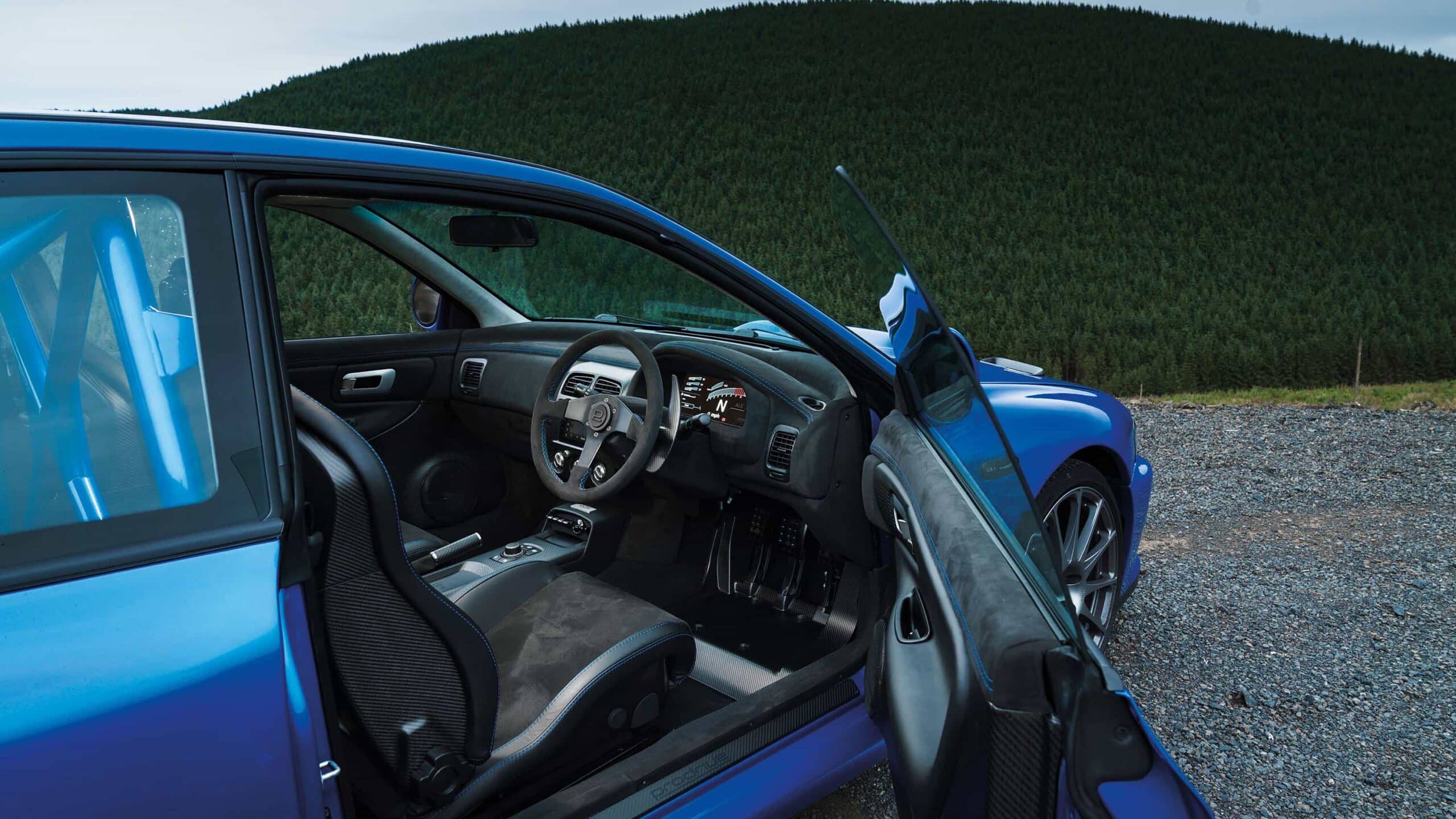 Suburu prodrive p25 interior