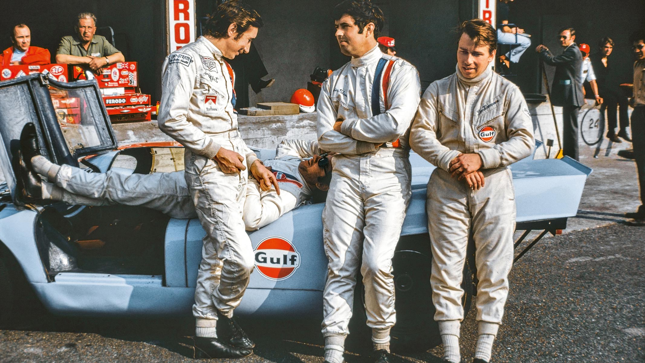 Pedro Rodriguez puts his feet up