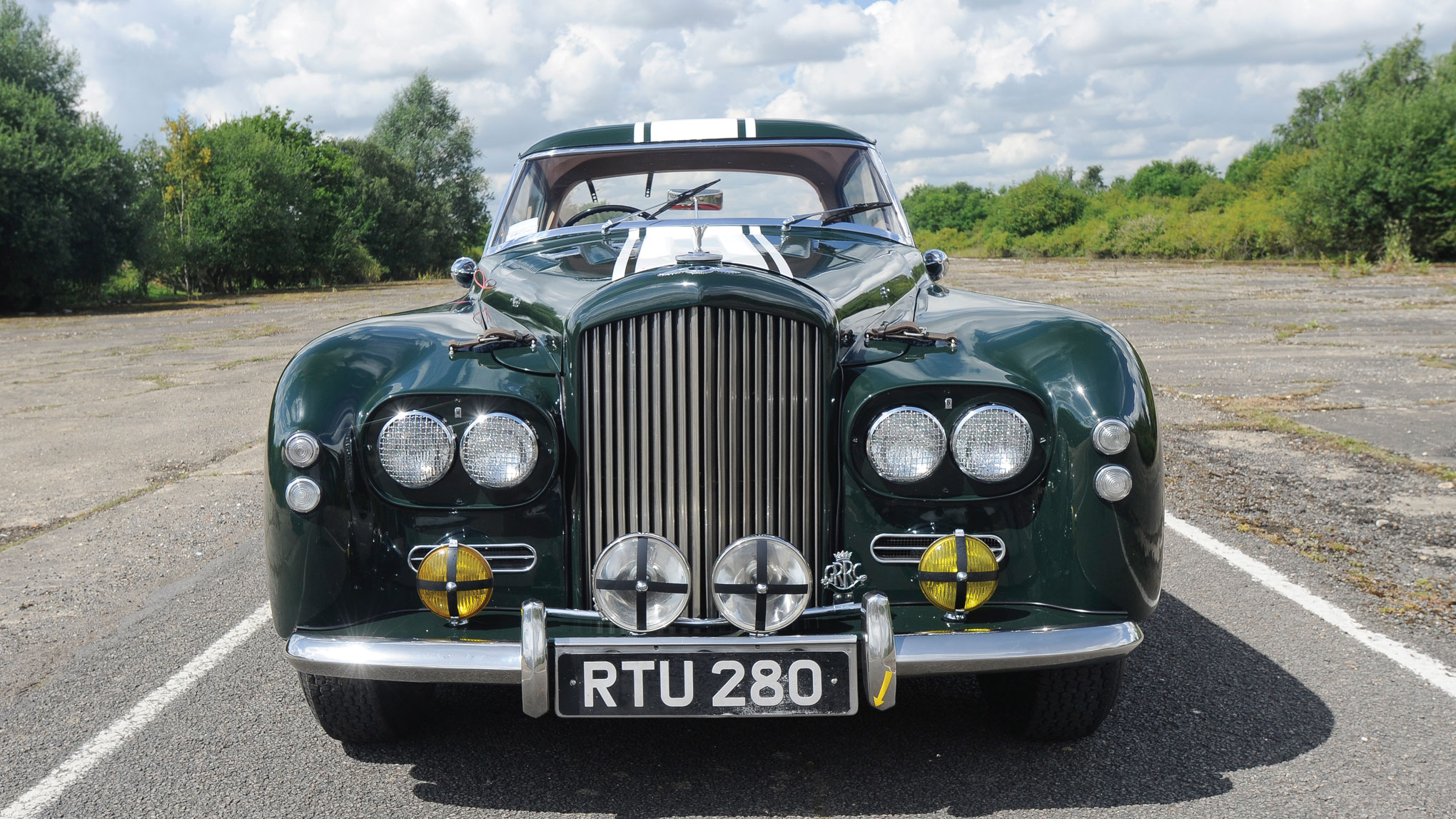 Bentley Gooda Frontal Image