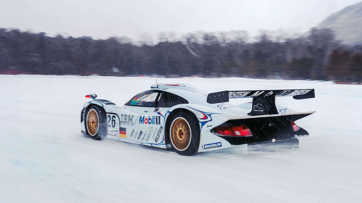 Porsche 911 GT1
