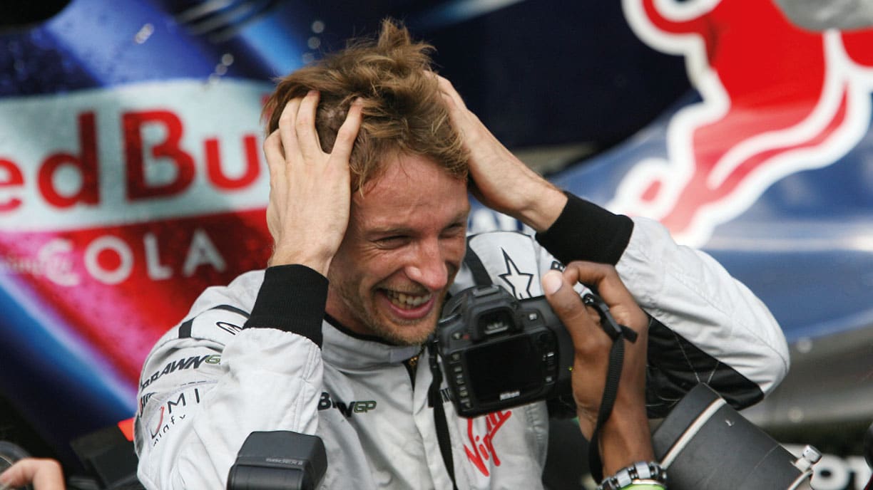 Jensson Buttin fixing hair after win