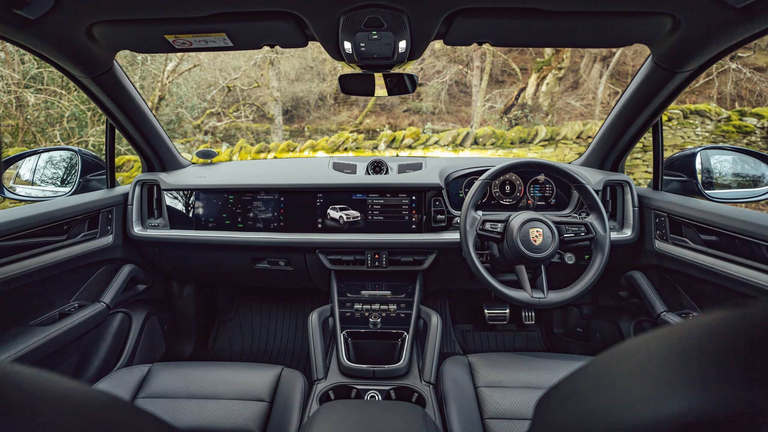 Porsche Cayenne S interior